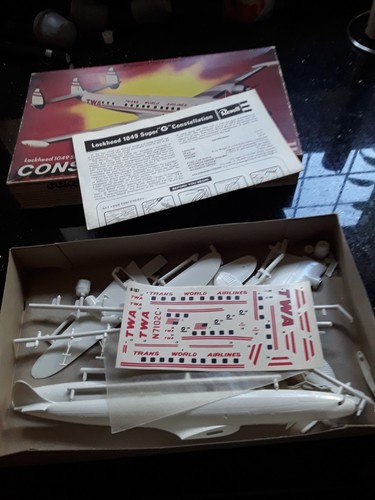 1974 revell lockheed - revell, 1049