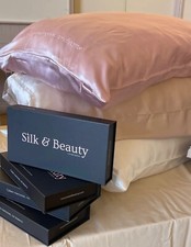BNIB silk pillowcase. FREE