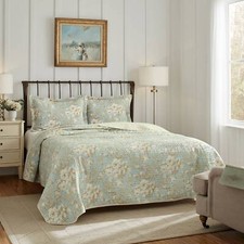 Laura Ashley Brompton Quilt