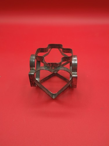 Vintage metal cookie cutter - vintage,