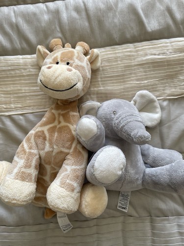 Marks spencer s giraffe - marks, m