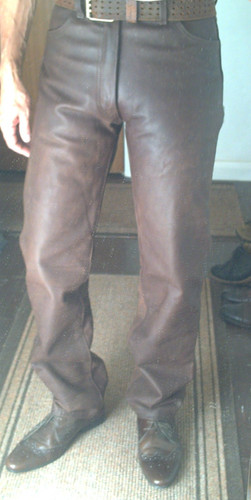 33 aero front - front, quarter