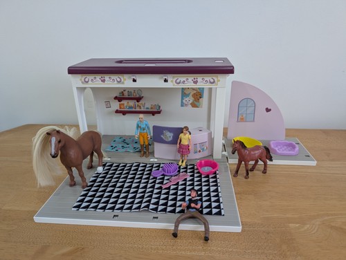Schleich 42614 pet salon pony - pet,
