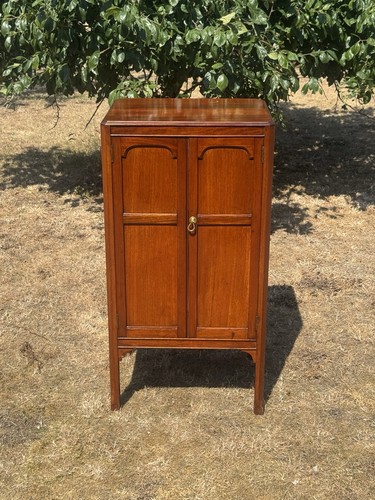 Vintage mahogany linen - vintage,