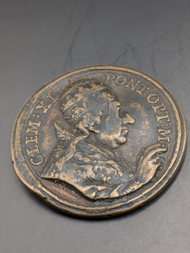 Medal pope clemente 1700 - pope,