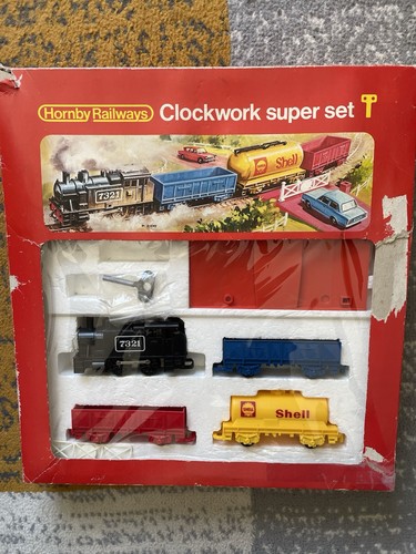 Hornby clockwork train set - clockwork,