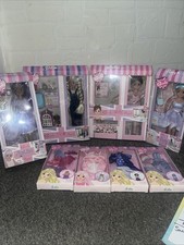 8 brand  New sindy  Dolls And