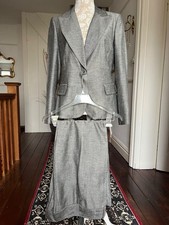 Nearly new Unit Seven size 14