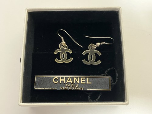 Authentic vintage chanel - authentic,