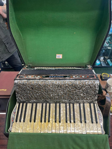 Vintage olympian hohner tango - vintage,