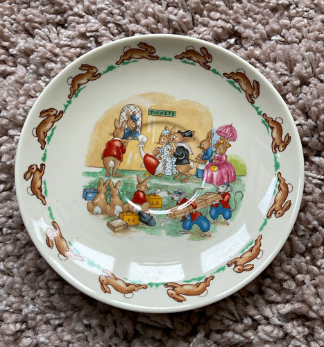 Royal doulton bunnykins - royal,