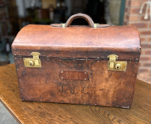 Quality antique aged leather - aged,