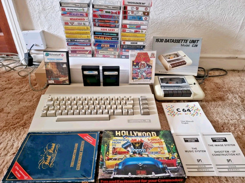 Boxed commodore c64c - boxed,