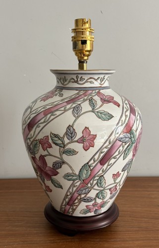 Vintage table lamp chinese - table,