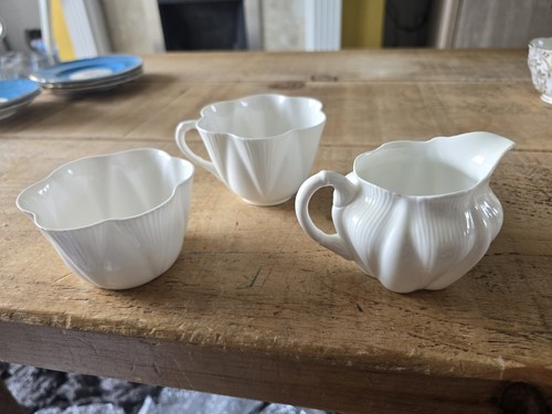Shelley bone china dainty - bone, 'dainty