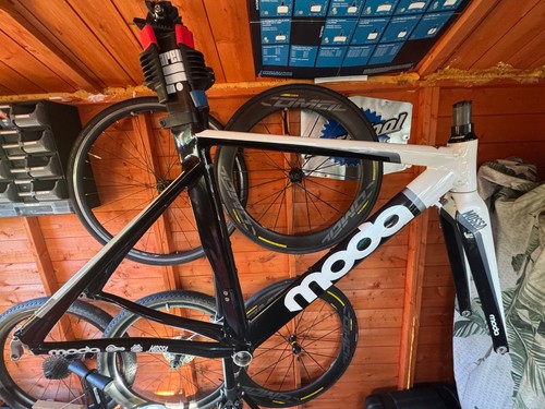Moda aluminum frame with - moda, tt