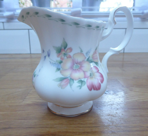 Vintage royal kendal - vintage, bone