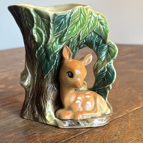Hornsea fauna vase with - "fauna",