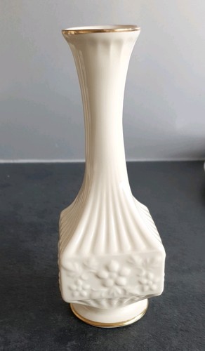 Aynsley camellia fine - fine, bone