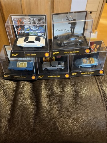 James bond 007 - shell, cars