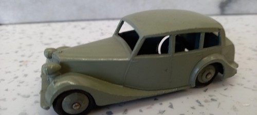 Scarce grey dinky 40b - dinky,