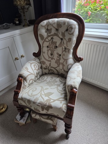 Victorian nursing chair button - nursing,