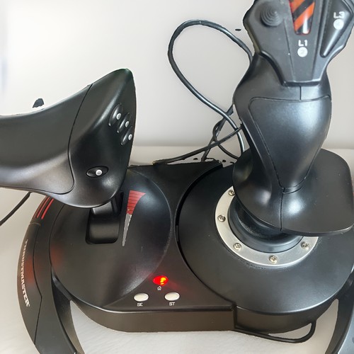 Thrustmaster flight simulator - flight,