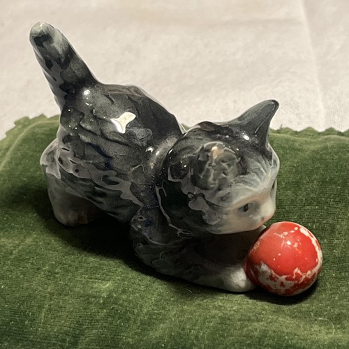 Vintage goebel gray - goebel, 3”