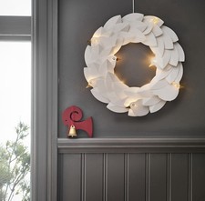 Ikea STRALA LED WREATH BATTERY OPERATED/doves White Colour