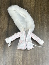 2015 Bratz Yasmin #Snowkissed Ski Lodge Fashion Doll Replacement White Coat
