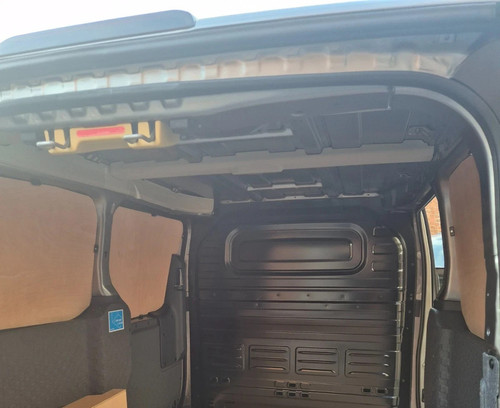 Kia pv5 rear sides and - pv5,