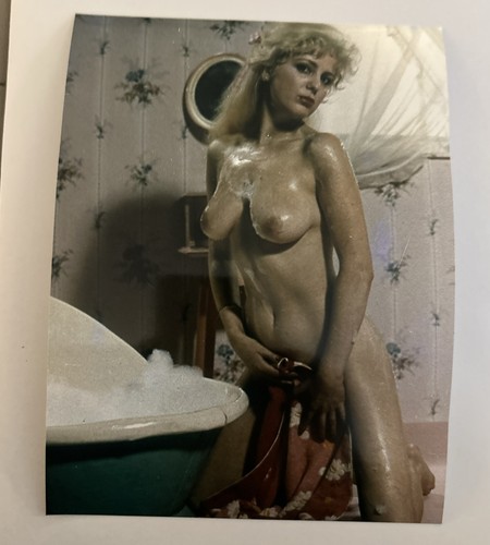 Vintage nude art glamour model - nude,