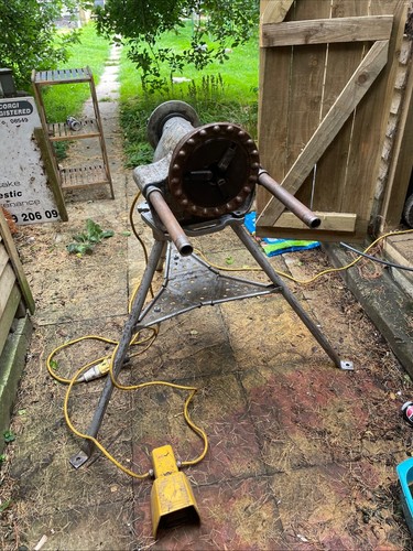 Ridgid 300 pipe threader - pipe, with
