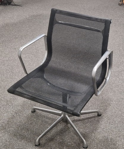 Eames vignate office - vignate,