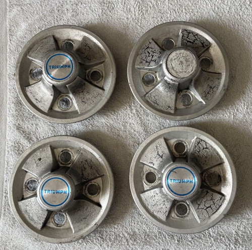 Triumph spitfire wheel centre - spitfire,
