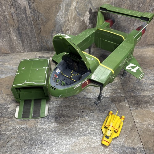 Thunderbirds are supersize - thunderbirds, go