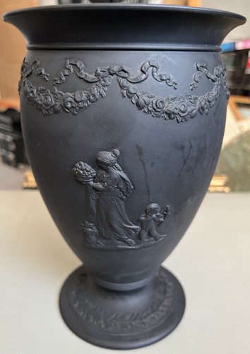 Rare vintage black basalt - rare,
