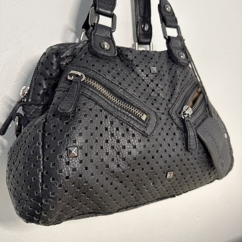 Linea pelle black carved - linea,