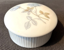 Lovely small Wedgewood "Ice