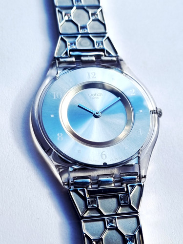Swatch skin elegantly framed - -,