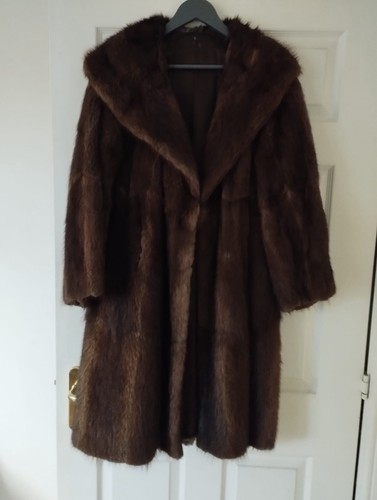 Rare blue musquash coat - blue,