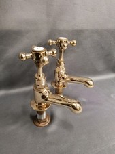 GOLD PLATED BASIN TAPS, 8 CM