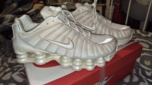 Nike shox beige low top - shox,