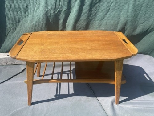 Vintage blonde serving - vintage,