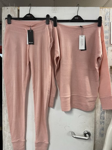 Ladies suit size - size, 8