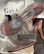 Gina Tatiana Pink Vintage  Crystal Embellished Heels Size 6 1/2  Never Worn