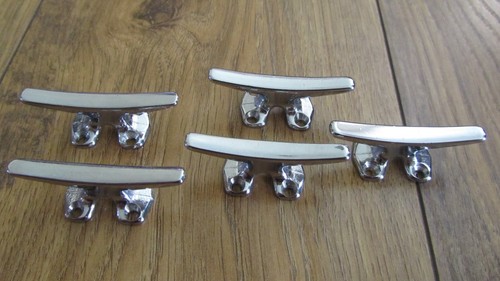 Five four hole boat - five,