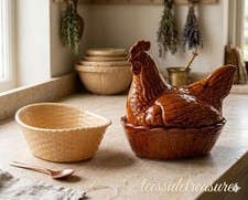 Vintage Portmeirion Style Hen