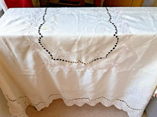 VINTAGE IVORY POLYESTER LARGE TABLECLOTH~66" x 50" IVORY SILKY FLORAL EMBROIDERY