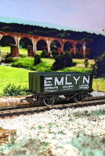 Vintage hornby gauge - oo, model